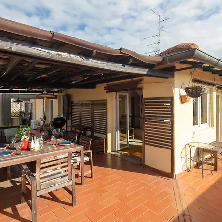 Apartamento Fortezza Attic Retreat